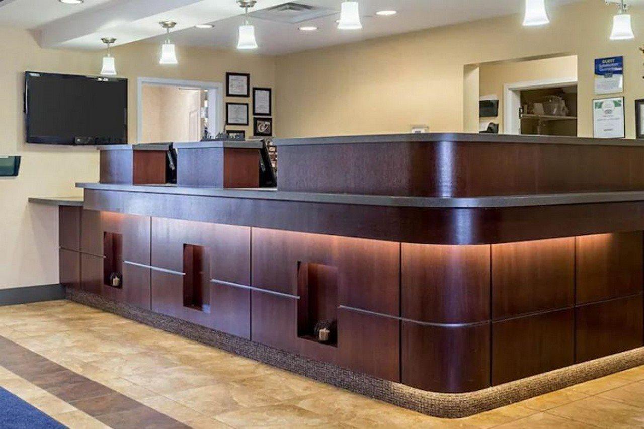 Mainstay Suites Минот Экстерьер фото