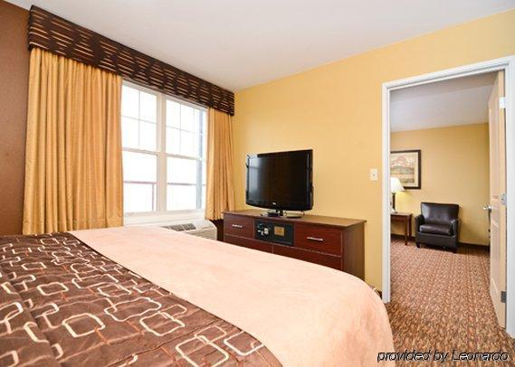 Mainstay Suites Минот Номер фото