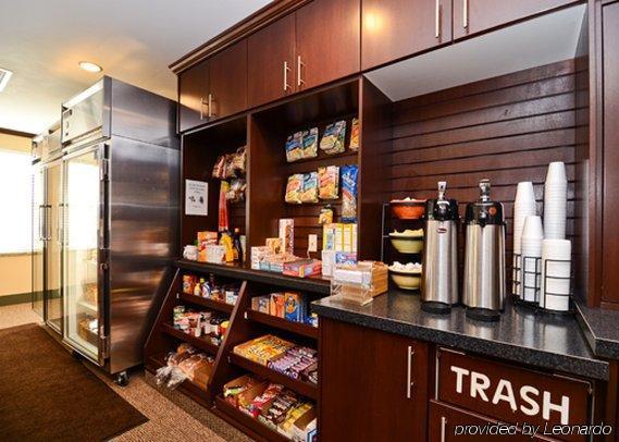 Mainstay Suites Минот Ресторан фото