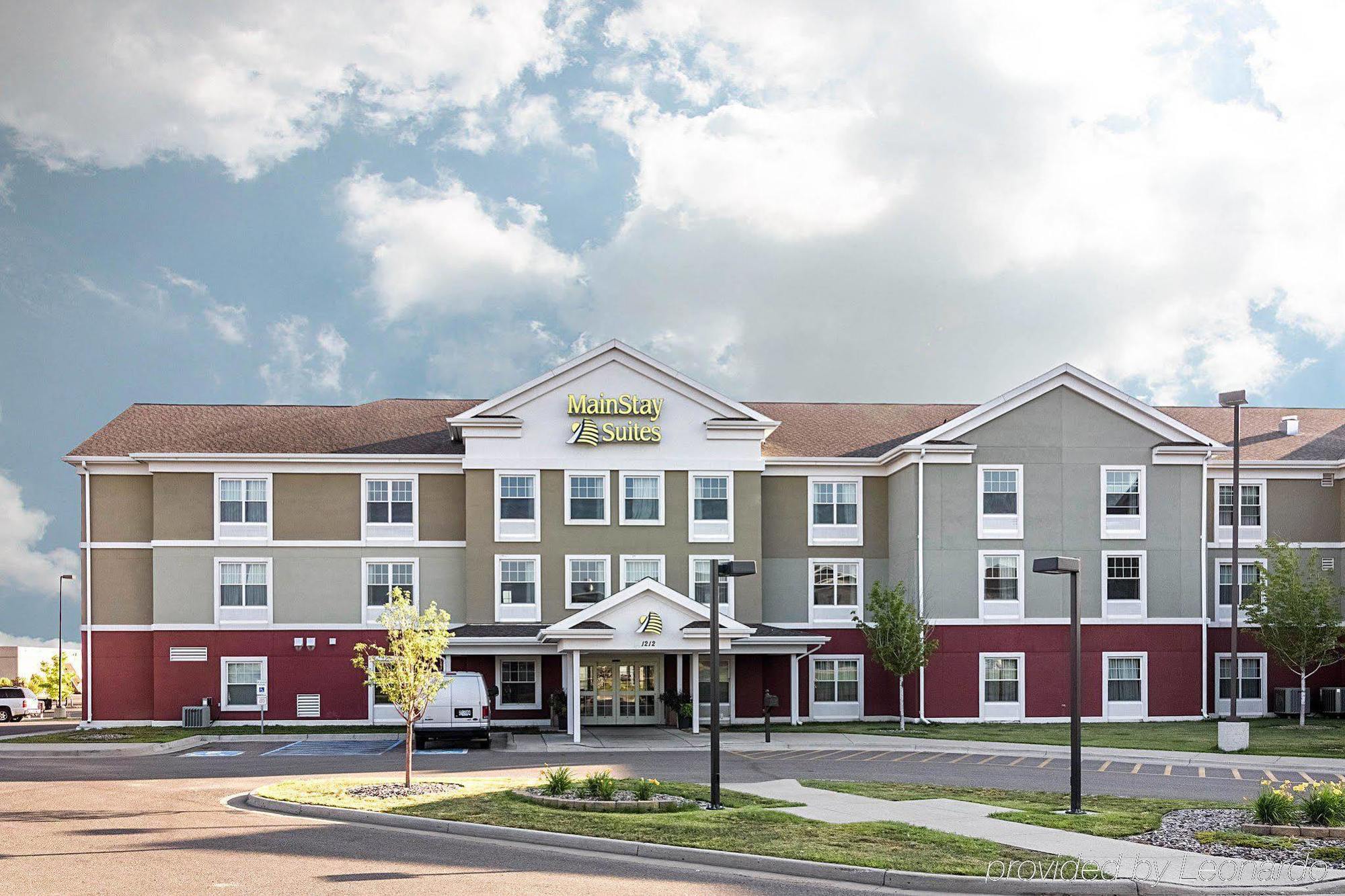Mainstay Suites Минот Экстерьер фото